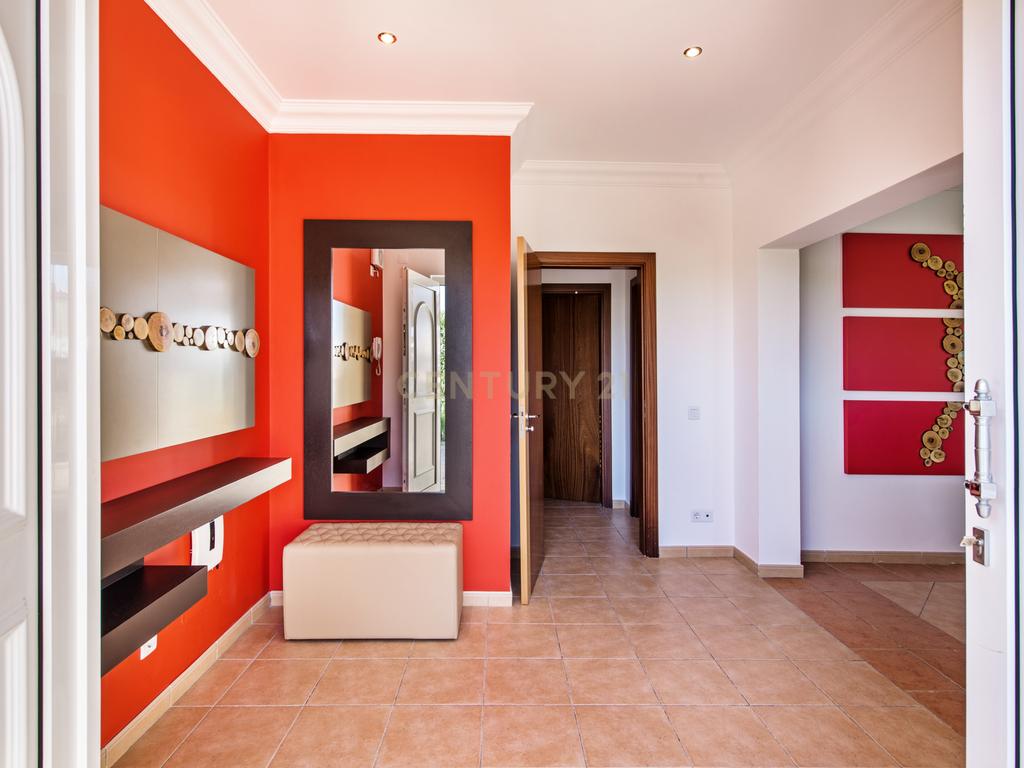 Luxuosa Moradia T4 em Olhão, Faro - 320m² por 795.000€ - Image 12